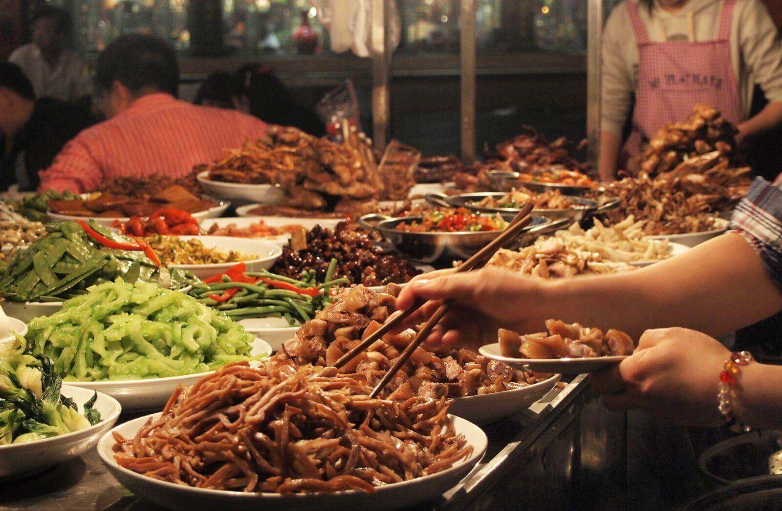 烧烤新手变内行：学会选食材、看火候、搭配更美味(图2)